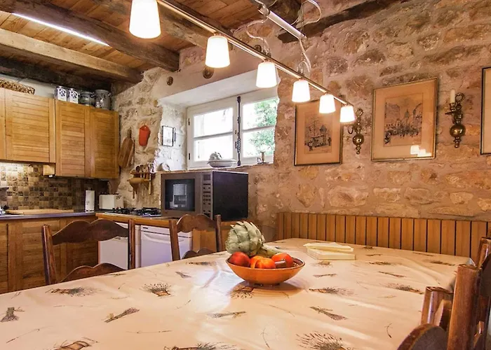 Ollie Saint-Cybranet